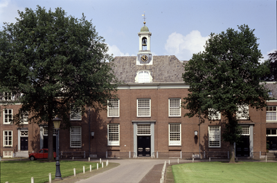 852396 Gezicht op het Zusterplein te Zeist.